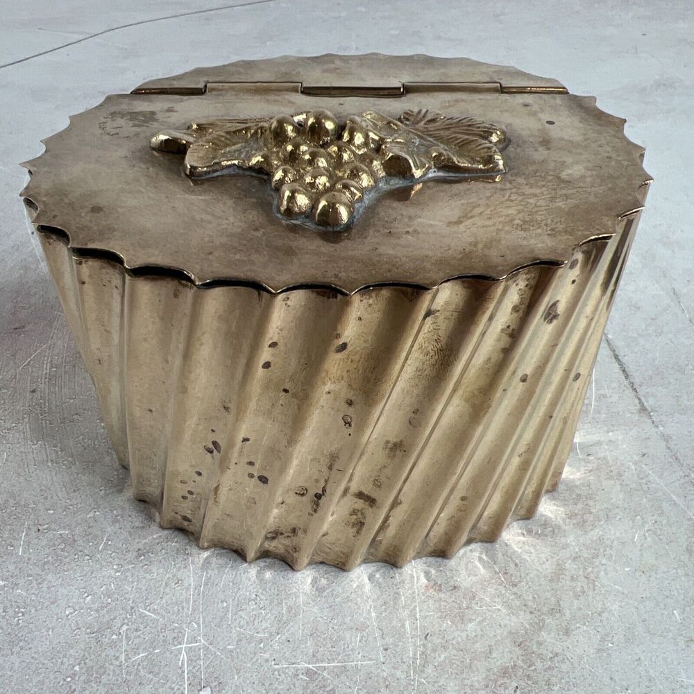 Vintage Fluted Brass Hinged Trinket Box Tea Caddy With Grapes